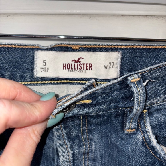 Hollister Y2K Distressed Micro Mini Denim Skirt Ruffle Hem Low Rise Size 5 W27 - Picture 6 of 9